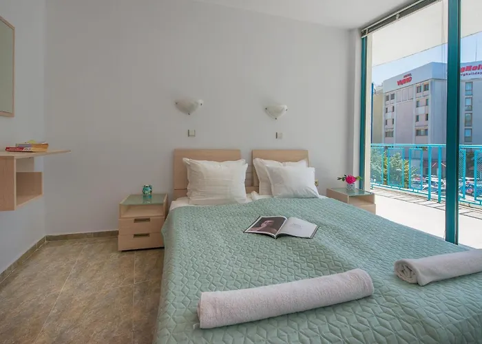 Lägenhet Top-located With Balcony