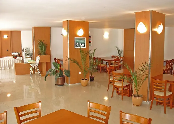 アパート Top-located With Balcony *